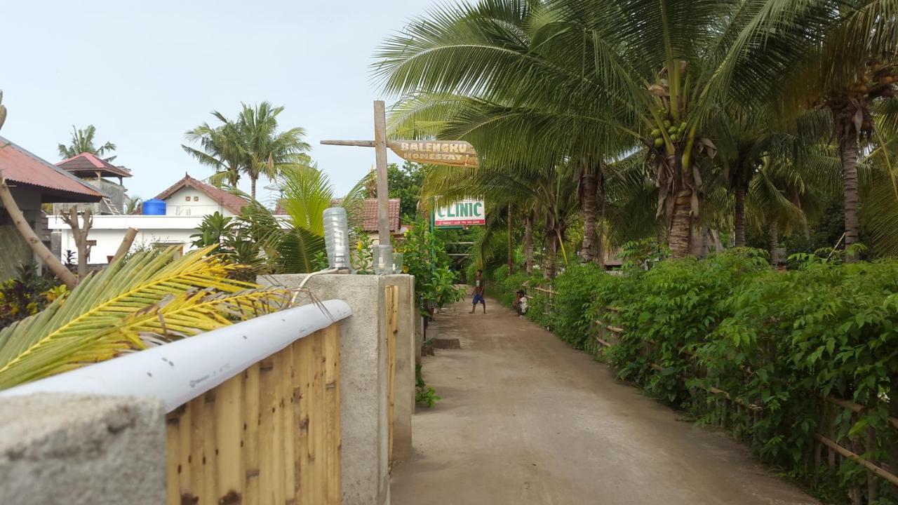 Balengku Homestay Гили Еър Стая снимка